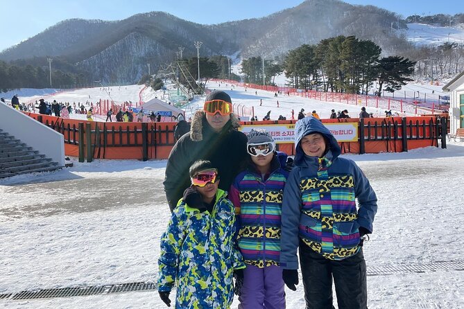Jisan Ski Resort From Seoul by Shuttle (Optional Ski Package)