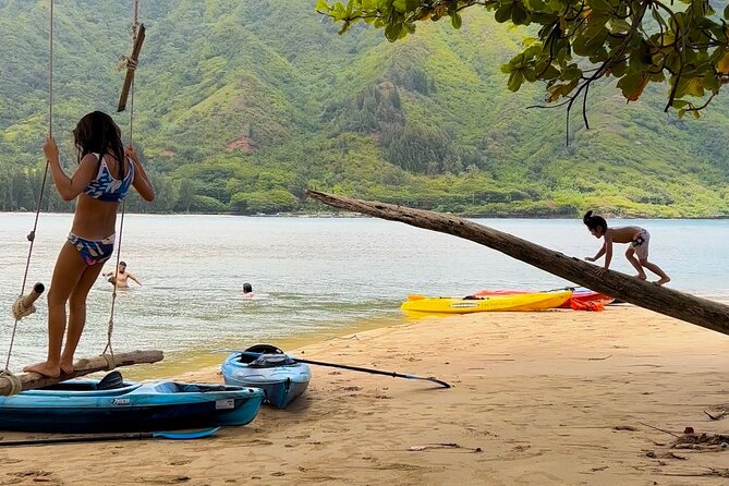 Kahana Bay Kayak and Stand Up Paddle Board Rental River to Ocean