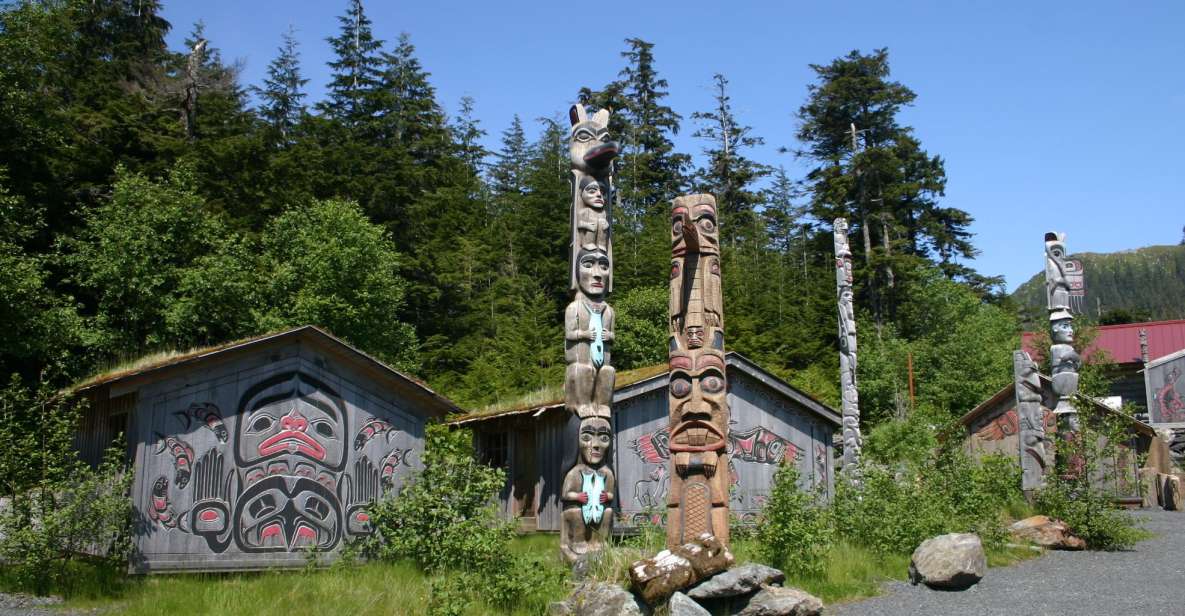 Ketchikan: Potlatch Park, City and Wildlife Private Van Tour