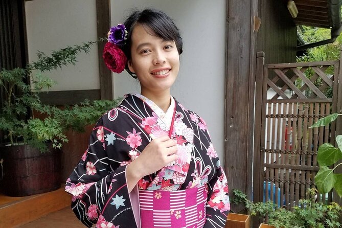 Kimono Experience at Fujisan Culture Gallery -Osampo Plan