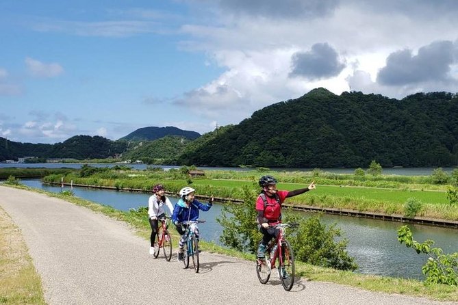 Kinosaki Onsen Cycling Tour Kinosaki & Riverside Experience