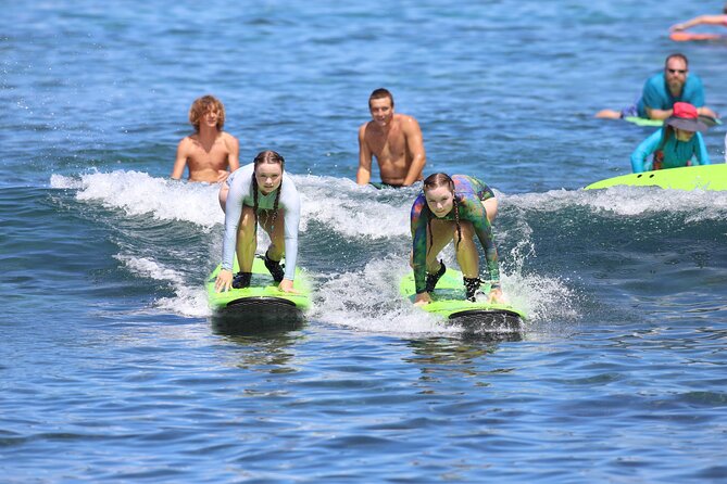 Kona Surf Lesson in Kahaluu