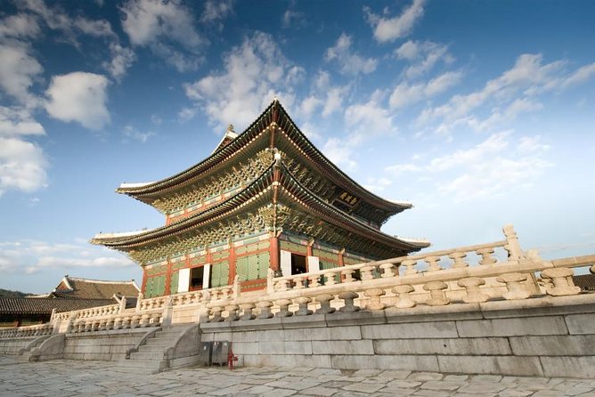 Korean Heritage Tour: Palaces and Villages of Seoul Including Gyeongbokgung Palace - Tour Overview and Highlights
