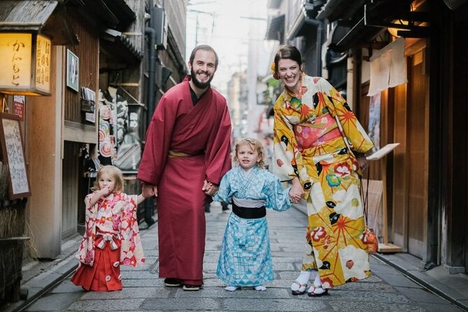 Kyoto Private Photoshoot Experience With a Professional Photographer - Pricing and Booking Details