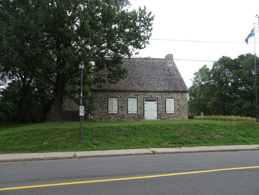 Lachine Self-Guided Walking Tour and Scavenger Hunt - Activity Details