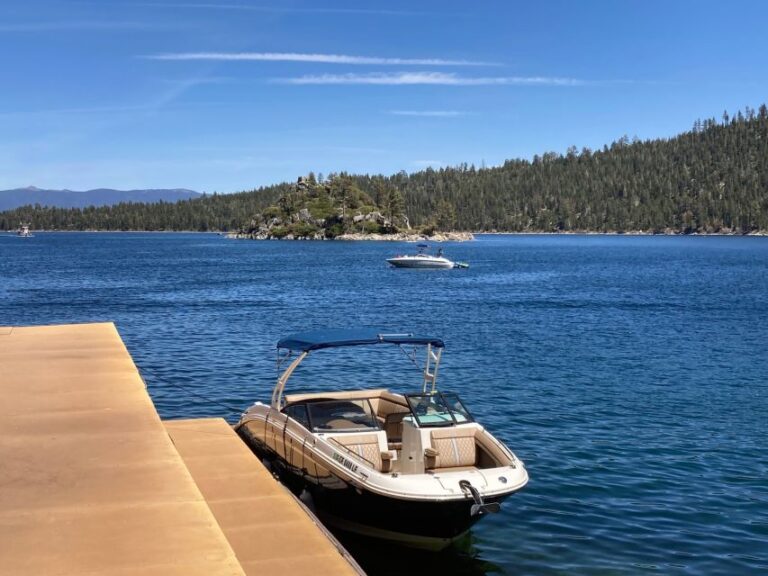 Lake Tahoe: Lakeside Highlights Yacht Tour