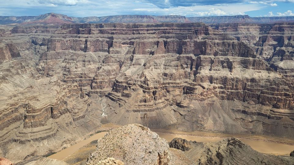 Las Vegas: West Rim, Hoover Dam, Seven Magic Mountains