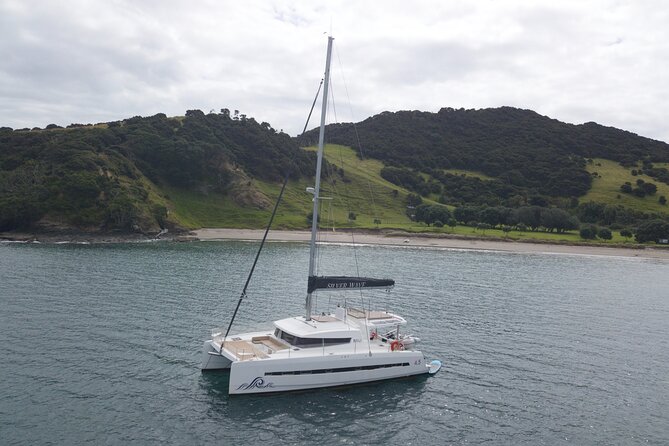 Luxury Yacht Cruise in the Bay of Islands