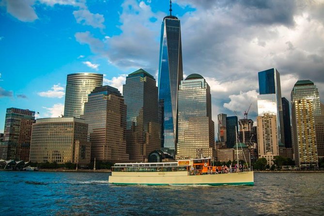 Manhattan Architecture Yacht Cruise - Experience Highlights