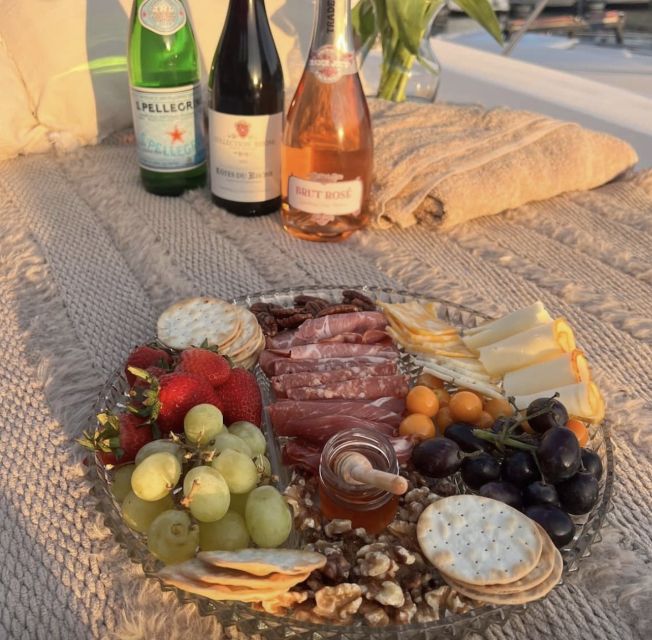 Marina Del Rey: Charcuterie and Wine With Boat Tour