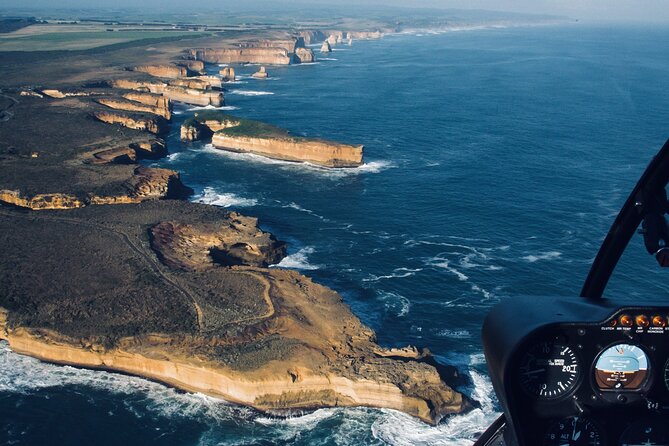 Melbourne to 12 Apostles VIP Helicopter Tour (1 Hour Flight)
