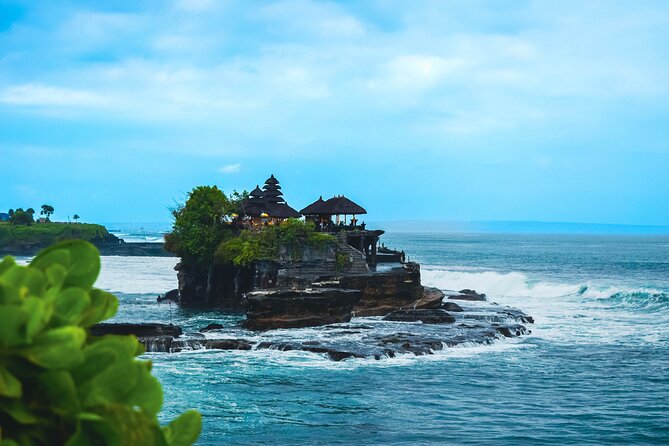 Mengwi Temple, Sacred Monkey Forest, Tanah Lot Sunset Tour - Traveler Reviews