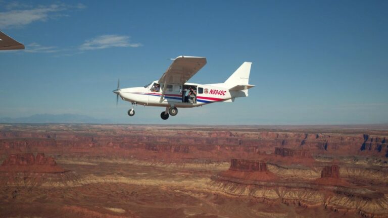 Moab: Canyons and Geology Airplane Trip