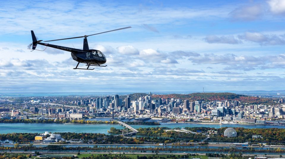 Montreal: Guided Helicopter Tour - Tour Duration and Guide Availability