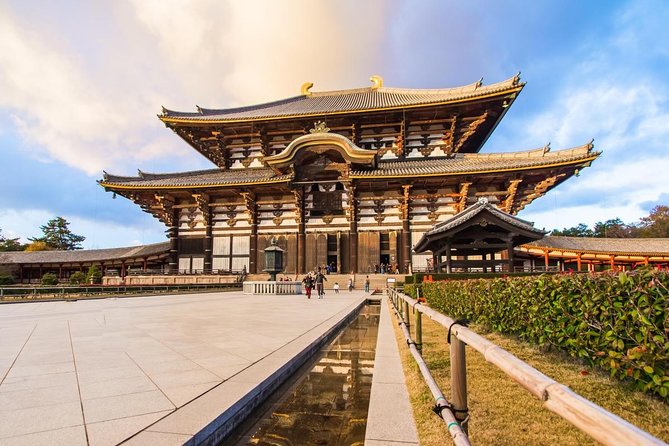 Nara World Heritage Todaiji Visit and Naramachi Tour