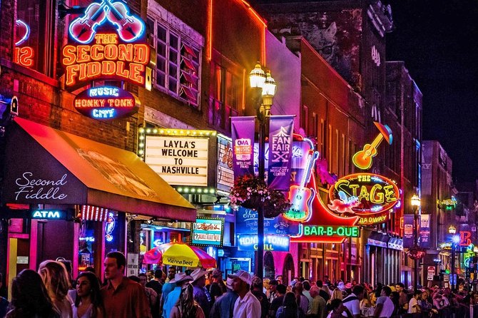 Nashville All-Inclusive Nighttime Pub Crawl With Moonshine, Cocktails, and Beer