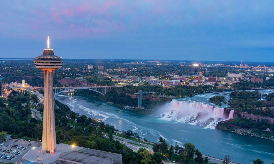 Niagara Falls: Sightseeing Pass With 4 Attractions and Tour - Guided Walking Tour Highlights