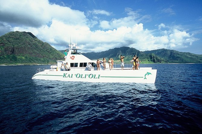 Oahu Catamaran Cruise: Wildlife, Snorkeling and a Hawaiian Meal - Customer Reviews and Satisfaction