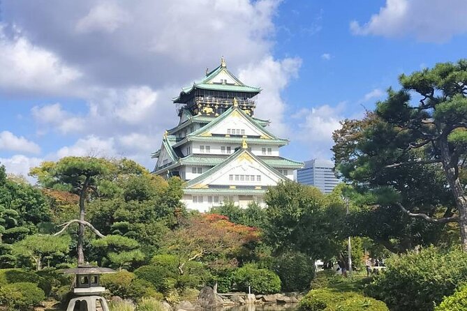 Osaka Castle Morning Tour With Local Guide