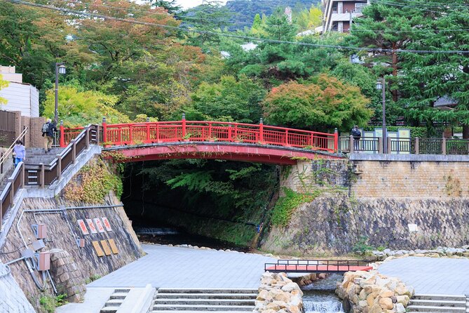 Osaka : Himeji Castle, Koko-en, Arima Onsen & Mt. Rokko Day Trip - Highlights of Himeji Castle