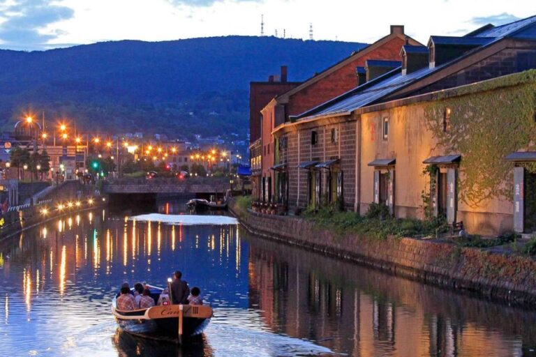 Otaru: Private Guided Walking Tour With Local Guide