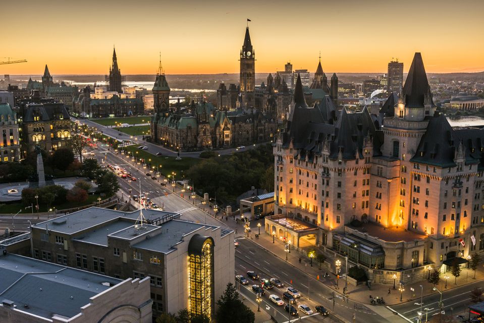 Ottawa: Small Group Night Tour W/River Cruise & Light Show - Experience Highlights