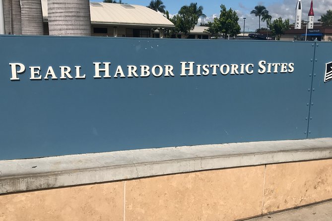 Pearl Harbor, USS Arizona & Hawaiian History Small Group Tour