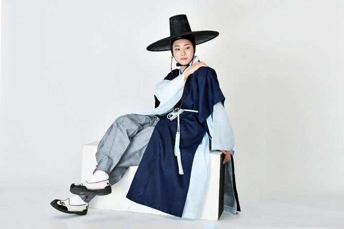 Premium Hanbok Experience in Hanboknam Gyeongbok Palace Branch - Experience Details