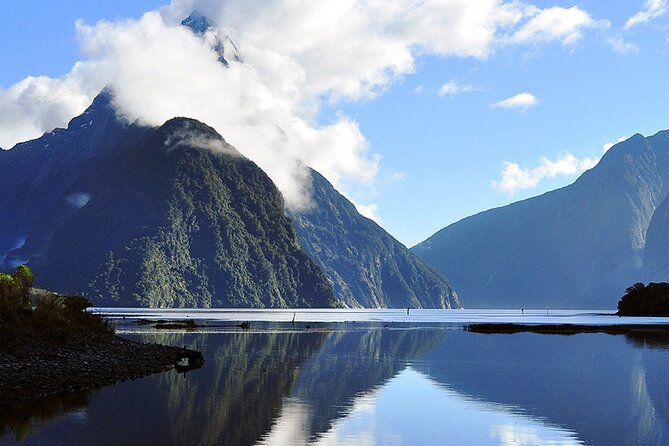 Premium Milford Sound and Te Anau Highlights 2 Days Small Group Tour - Cancellation Policy