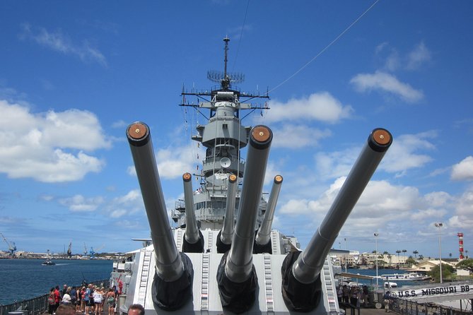 Premium Pearl Harbor Small Group Tour With Lunch