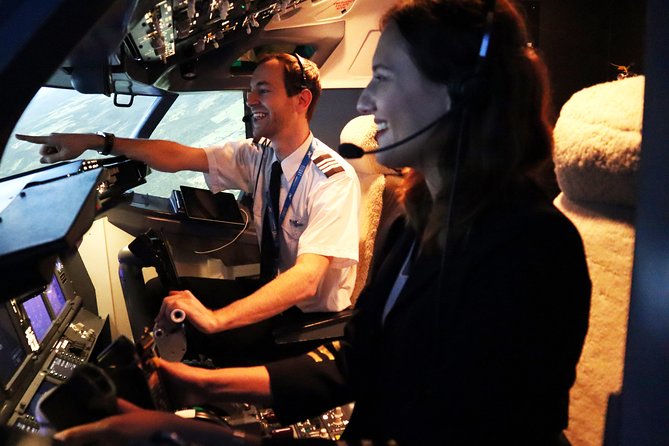 Private 1-Hour Boeing 737 Simulation, Darling Harbour  – Sydney