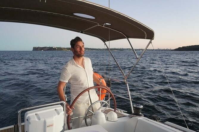 Private 3 Hour Guided Harbour Sailing on Luxury Yacht Tour