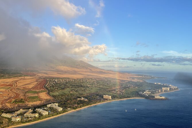 Private Air Tour 3 Islands of Maui for up to 3 People See It All