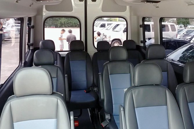 Private Airport Transfer: Incheon Airport to Seoul City 1-12 Pax