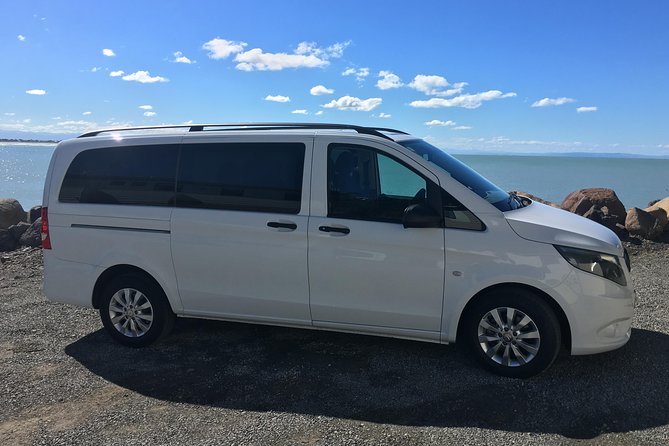 Private Arrival Transfer: Christchurch Airport to Central Christchurch