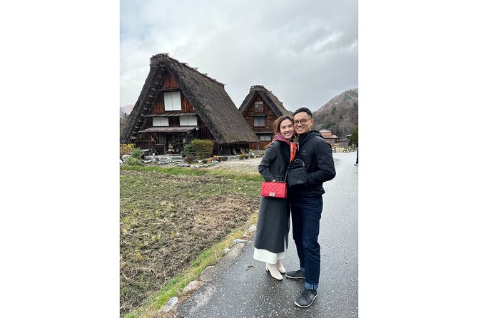 Private & Custom SHIRAKAWAGO Day Tour by Toyota COMMUTER (Max 13 Pax)