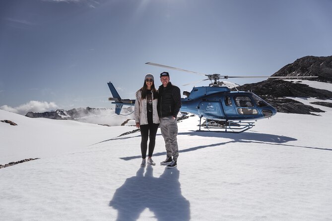 Private Flight: 3 Glaciers With Snow Landing – 45mins