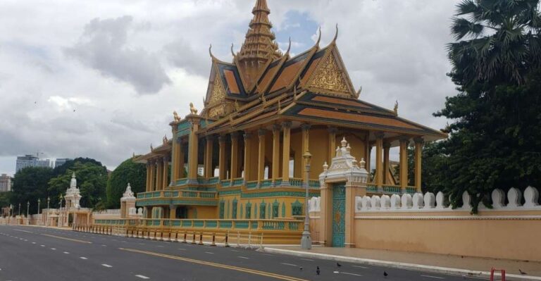 Private One Day Tour in Phnom Penh