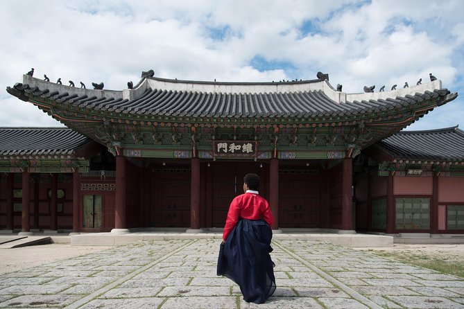 Private Palace Photo Shoot in Seoul With a Photographer - Experience Details