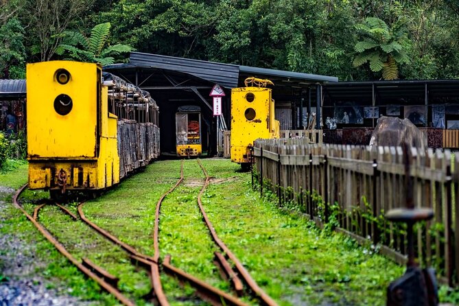 Private Taiwan Gold and Coal History Day Tour to Jiufen and Pingxi