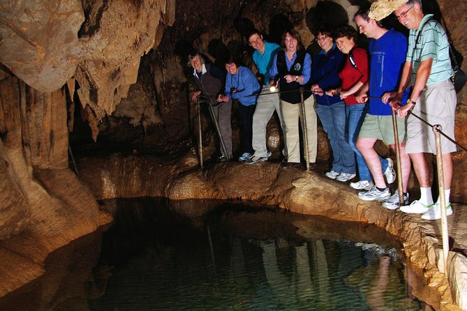 Private Tour: Jenolan Caves & Blue Mountains in a Day