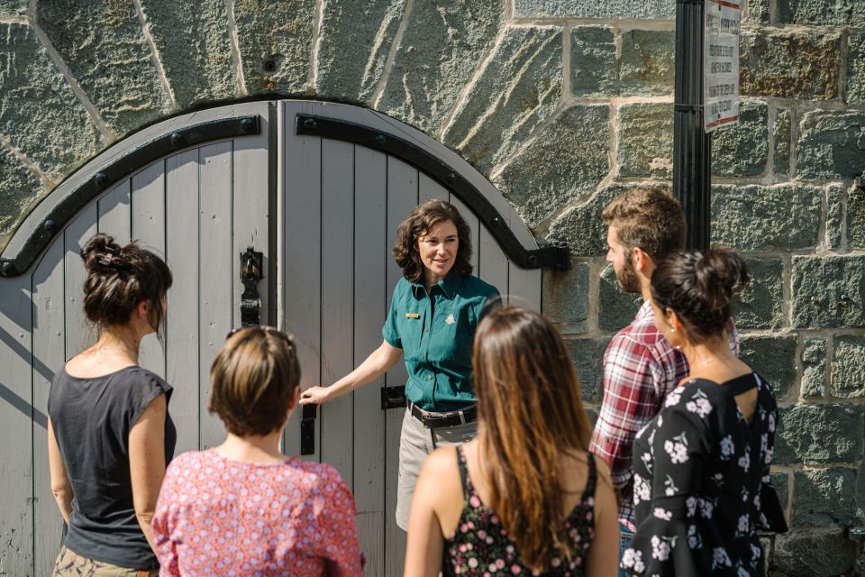 Québec: Fortifications of Old Québec Guided Walking Tour