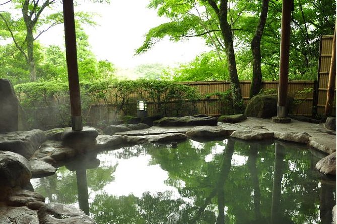 Relaxing Hot Spring Half Day Tour in Beitou With Private Tour Guide