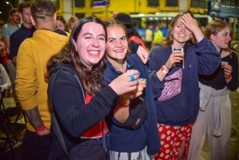 Rio De Janeiro: Pub Crawl in Lapa