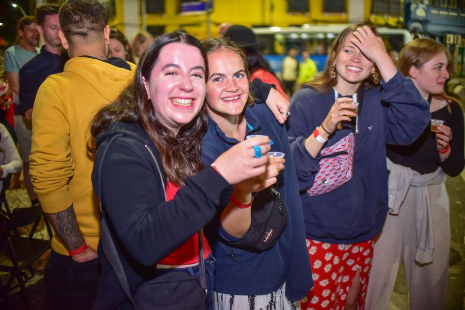 Rio De Janeiro: Pub Crawl in Lapa - Pub Crawl Experience in Lapa