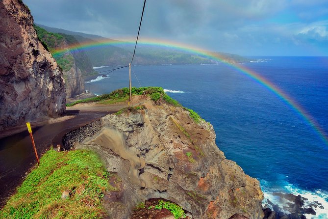 Road to Hana Adventure With Breakfast, Lunch and Pickup.