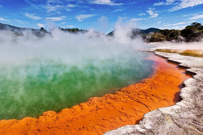 Rotorua Highlights Small Group Tour Including Wai-O-Tapu From Auckland - Tour Overview and Inclusions