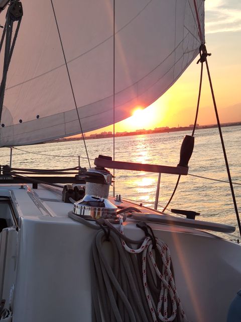 Sail Long Island Sound With Captain Steve - Experience Highlights