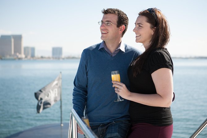 San Diego Bay Sunday Champagne Buffet Brunch Cruise Tour - Tour Highlights