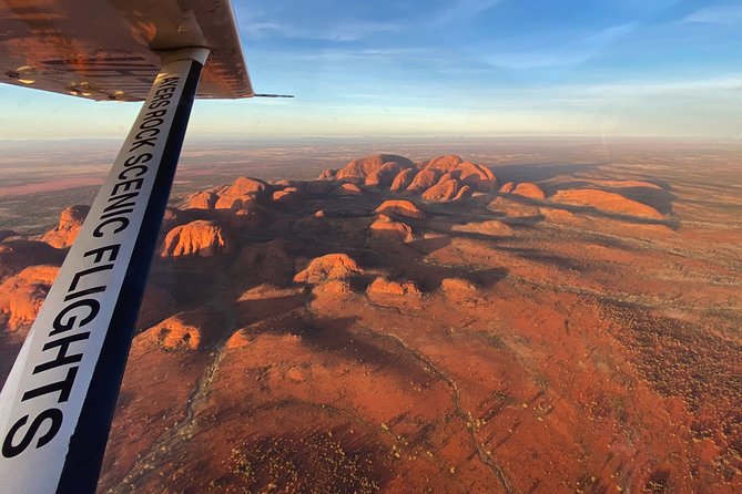 Scenic Plane Flight: Uluru & Kata Tjuta